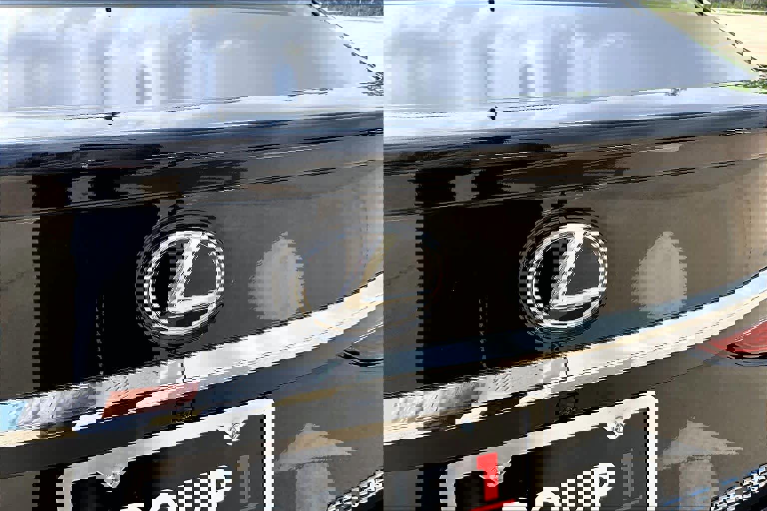 2023 Lexus ES 350 Ultra Luxury