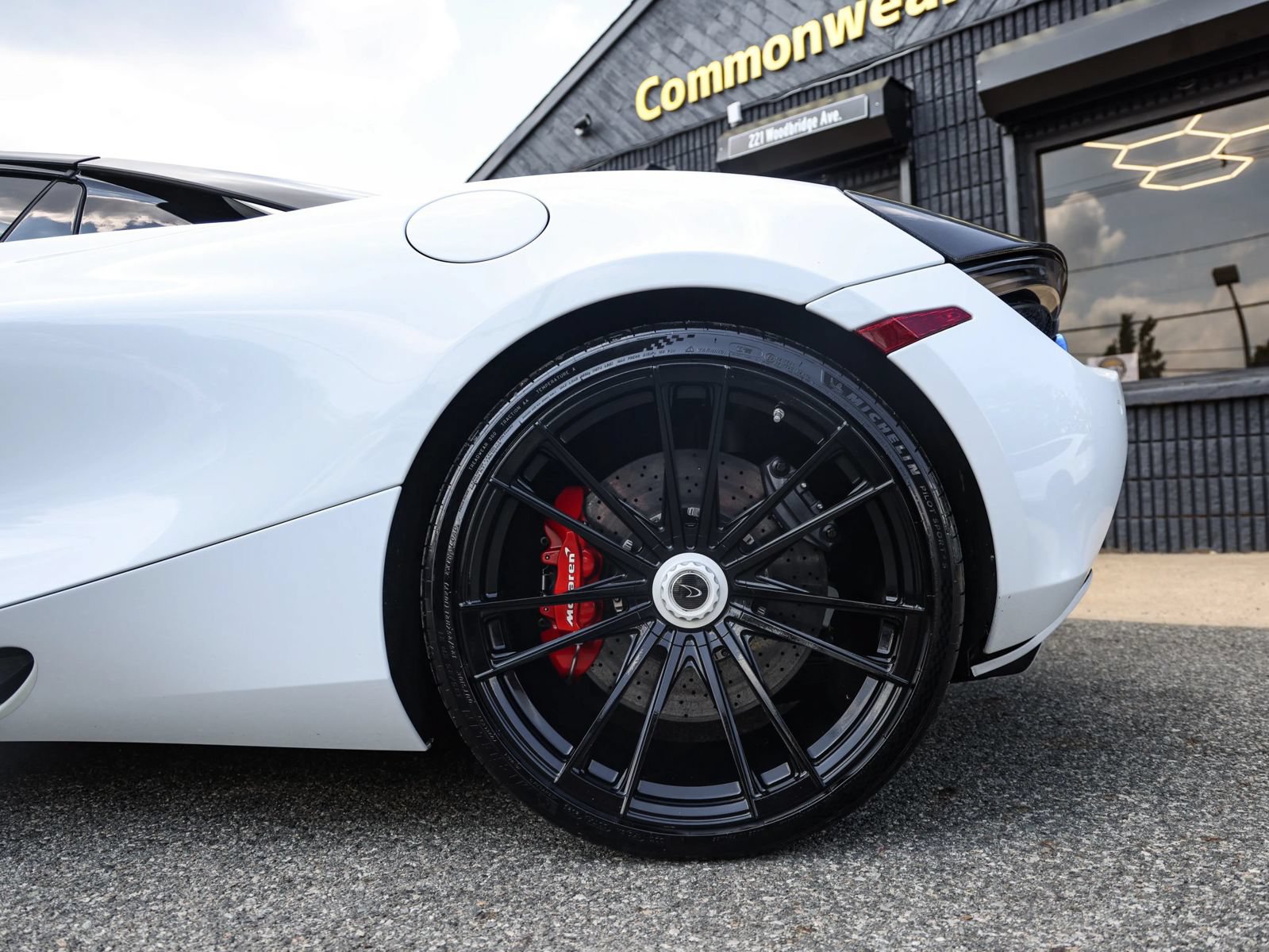 Used 2020 McLaren 720S Spider photo 19