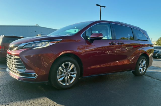 Used 2024 Toyota Sienna Limited
