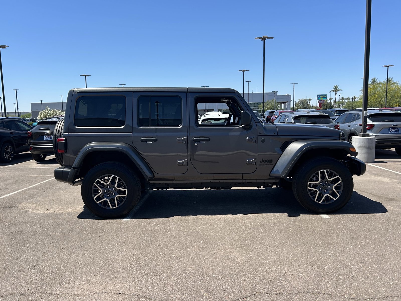 2025 Jeep Wrangler Sahara