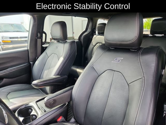 2021 Chrysler Pacifica Touring-L