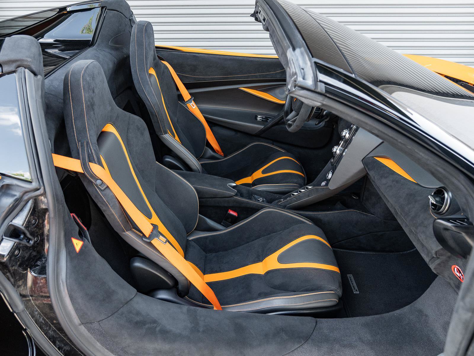 Used 2022 McLaren 720S Performance photo 22