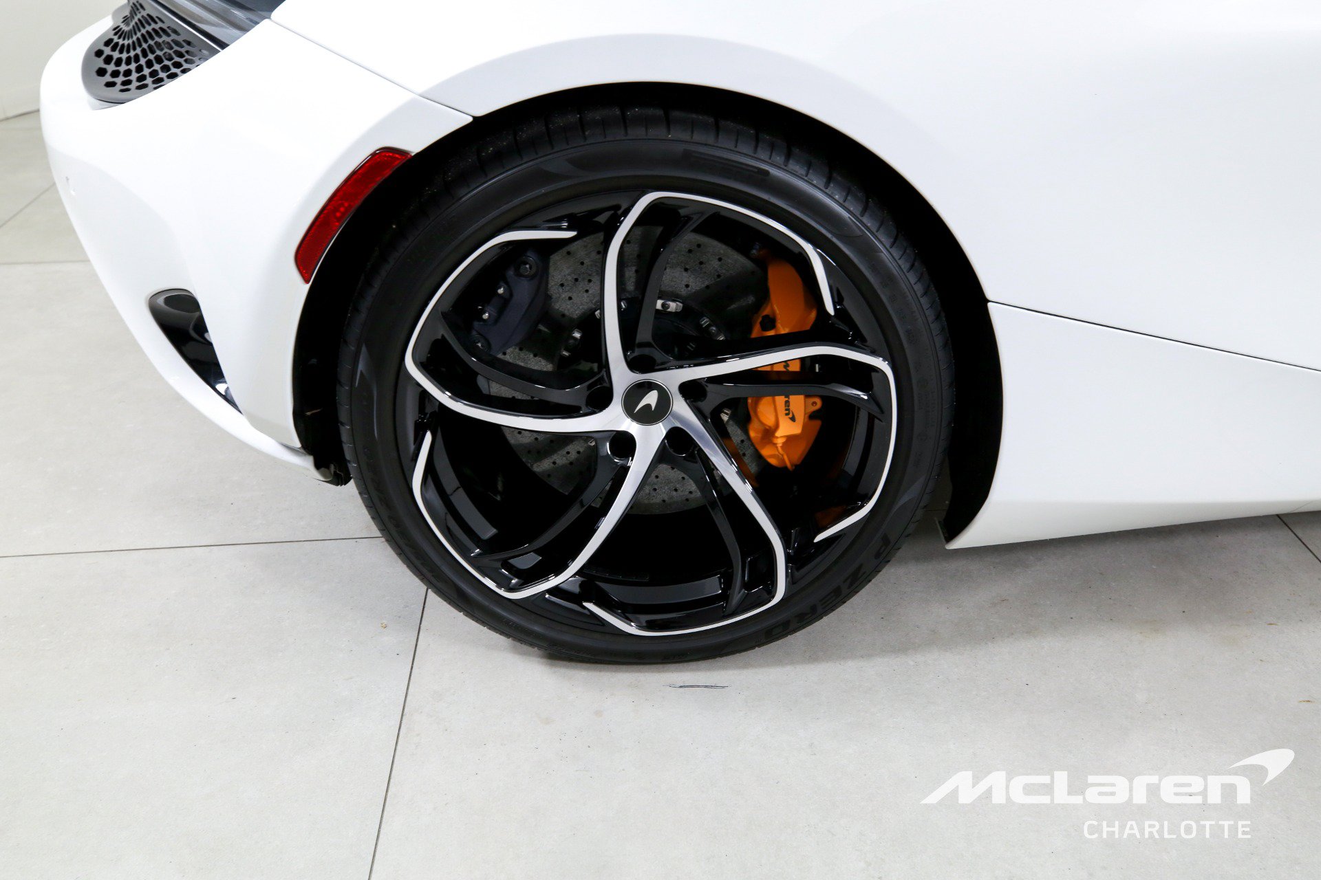 Used 2024 McLaren 750S Spider photo 23