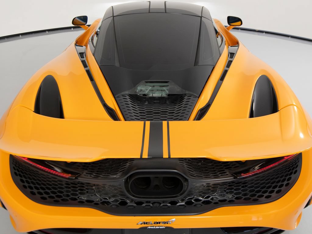 Used 2025 McLaren 750S photo 43