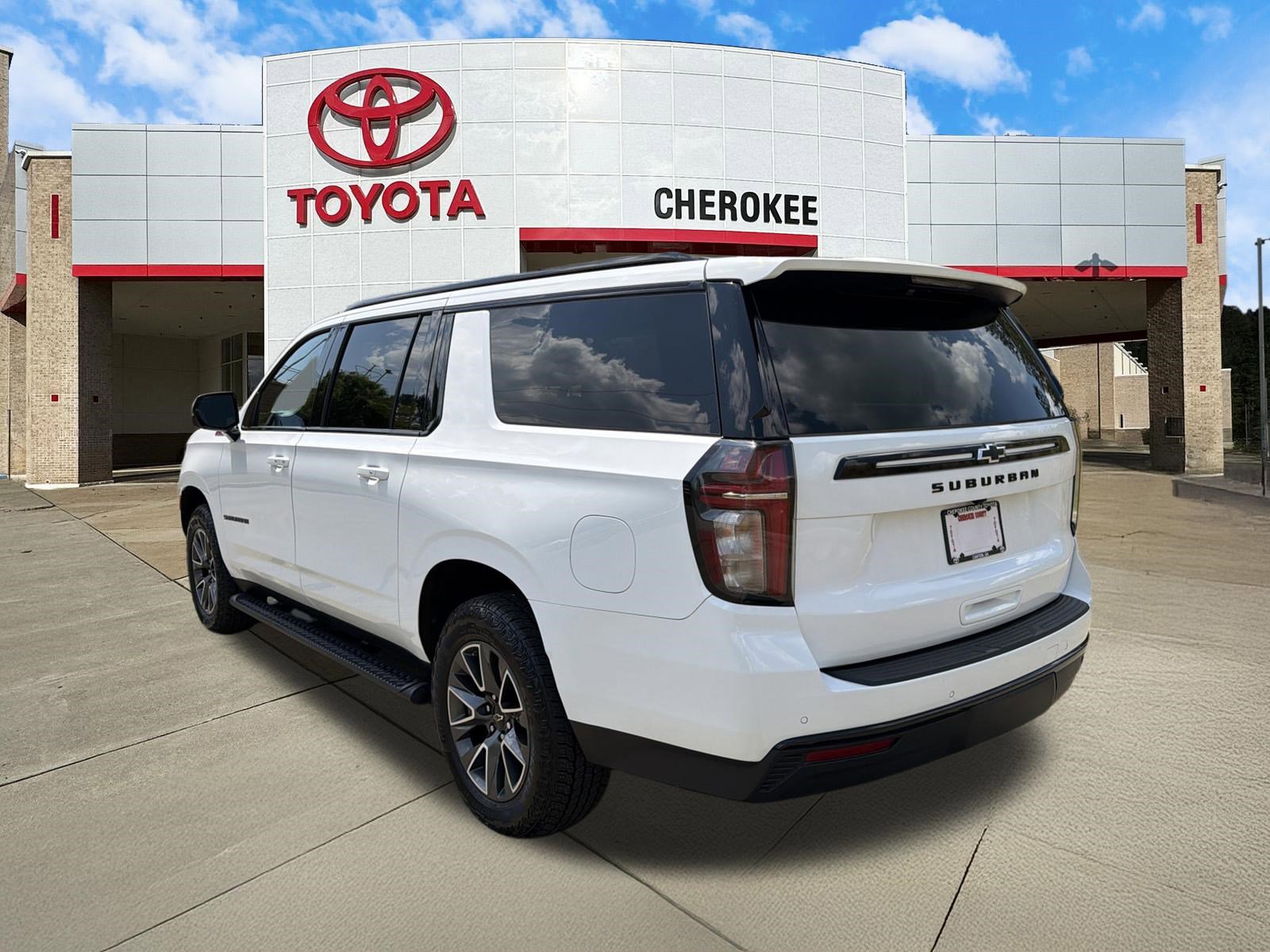 2023 Chevrolet Suburban Z71