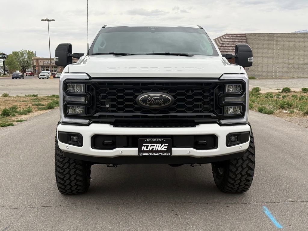 2026 Ford F350 Lariat