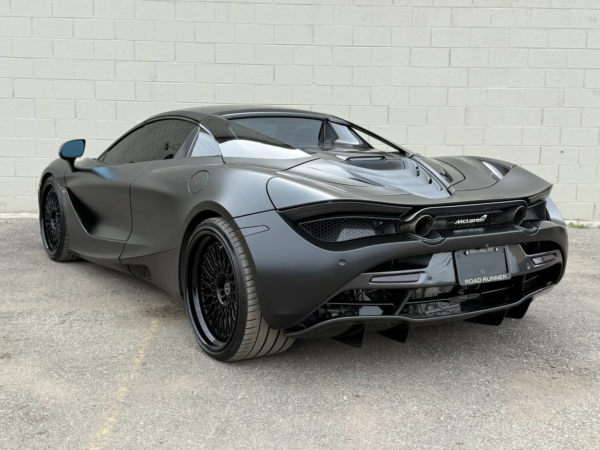 Used 2022 McLaren 720S Performance photo 10