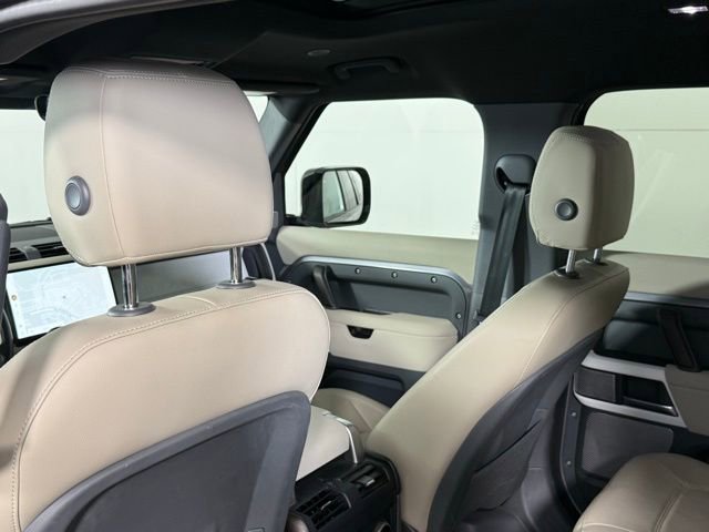 2023 Land Rover Defender 130 SE
