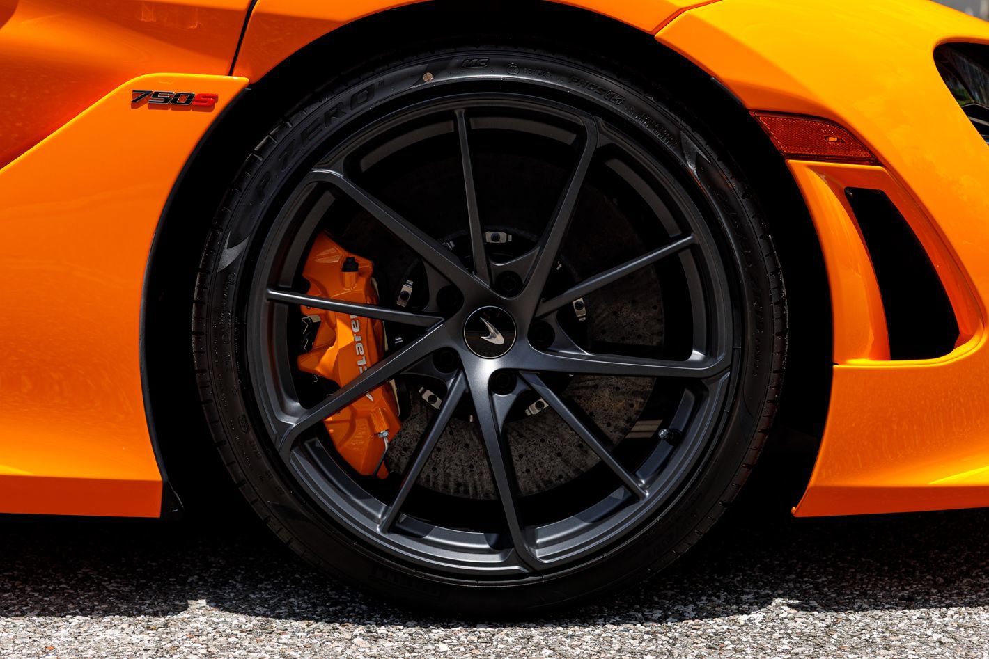 New 2027 McLaren 750S photo 15