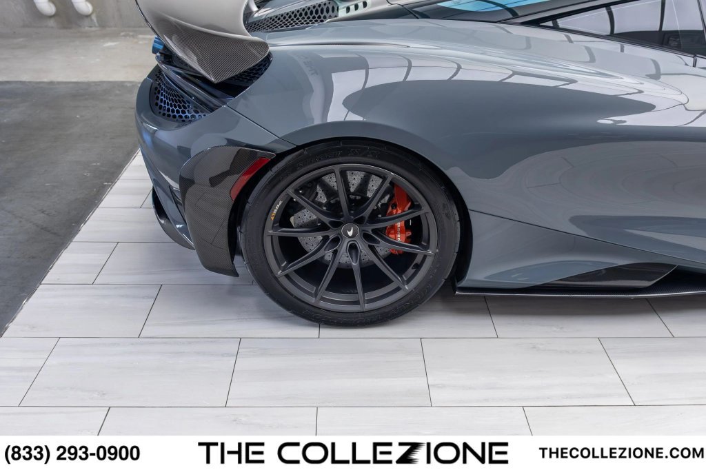 Used 2021 McLaren 765LT photo 34