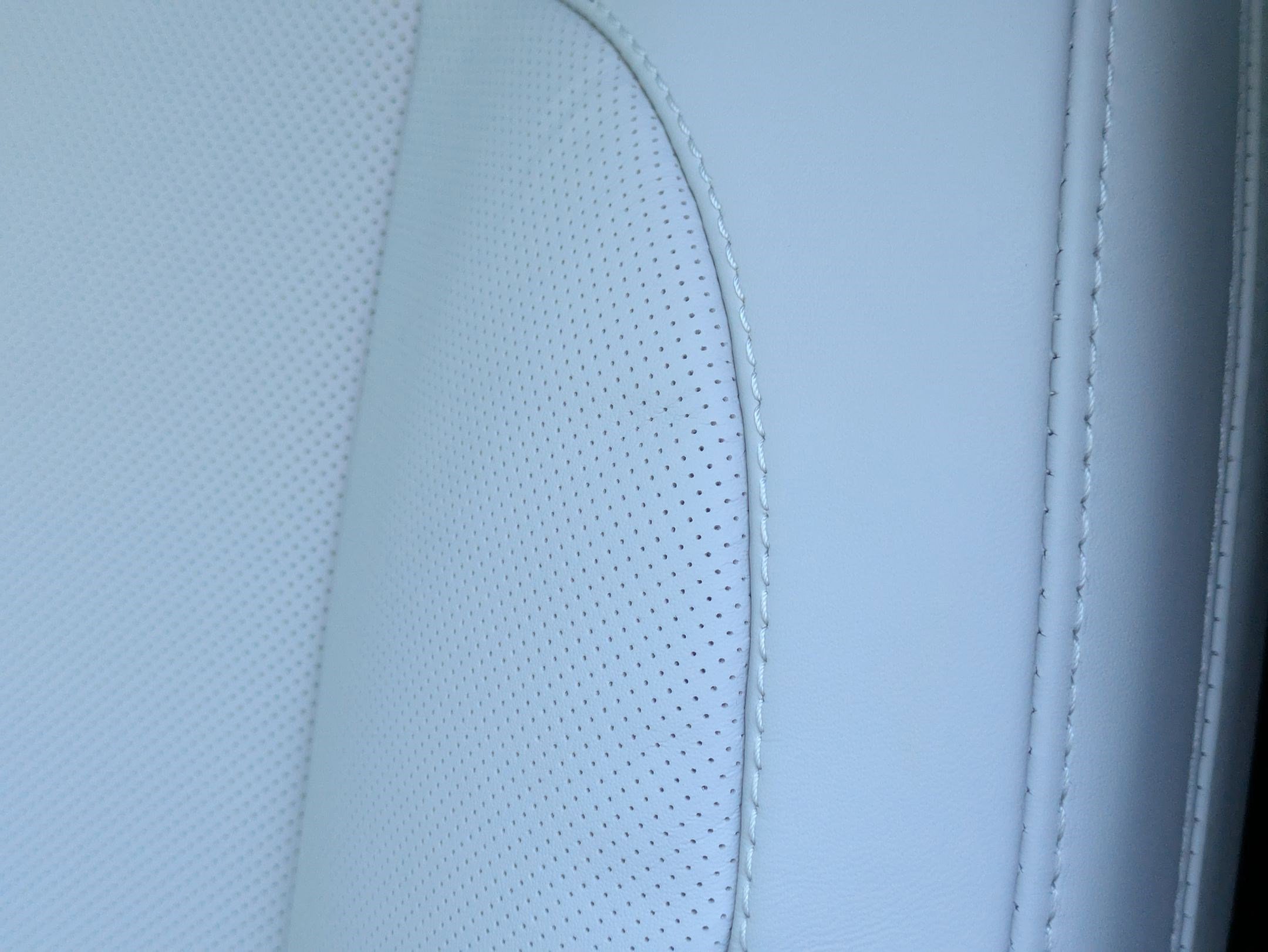 2026 Land Rover Range Rover Sport SE