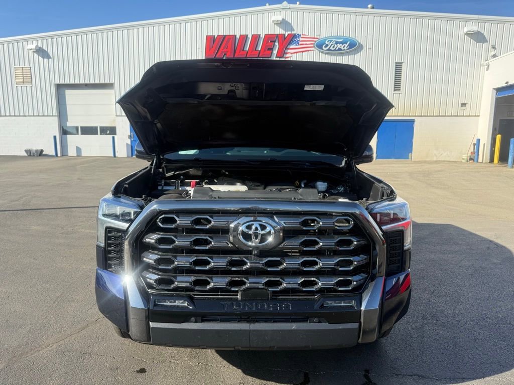 2022 Toyota Tundra Platinum