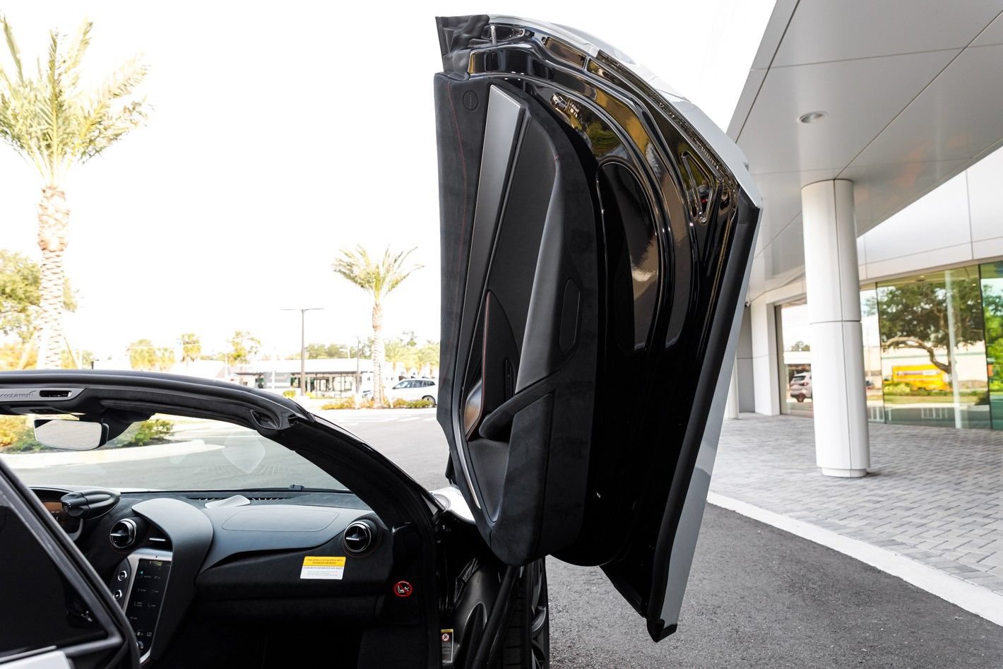 Used 2026 McLaren 750S Spider photo 40