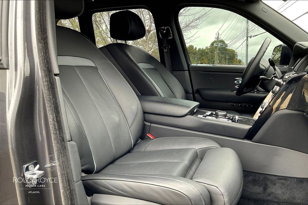 2022 Rolls-Royce Cullinan Black Badge