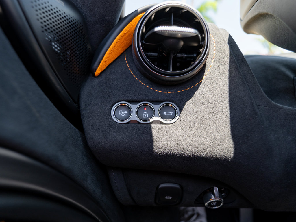 New 2027 McLaren 750S Spider photo 15