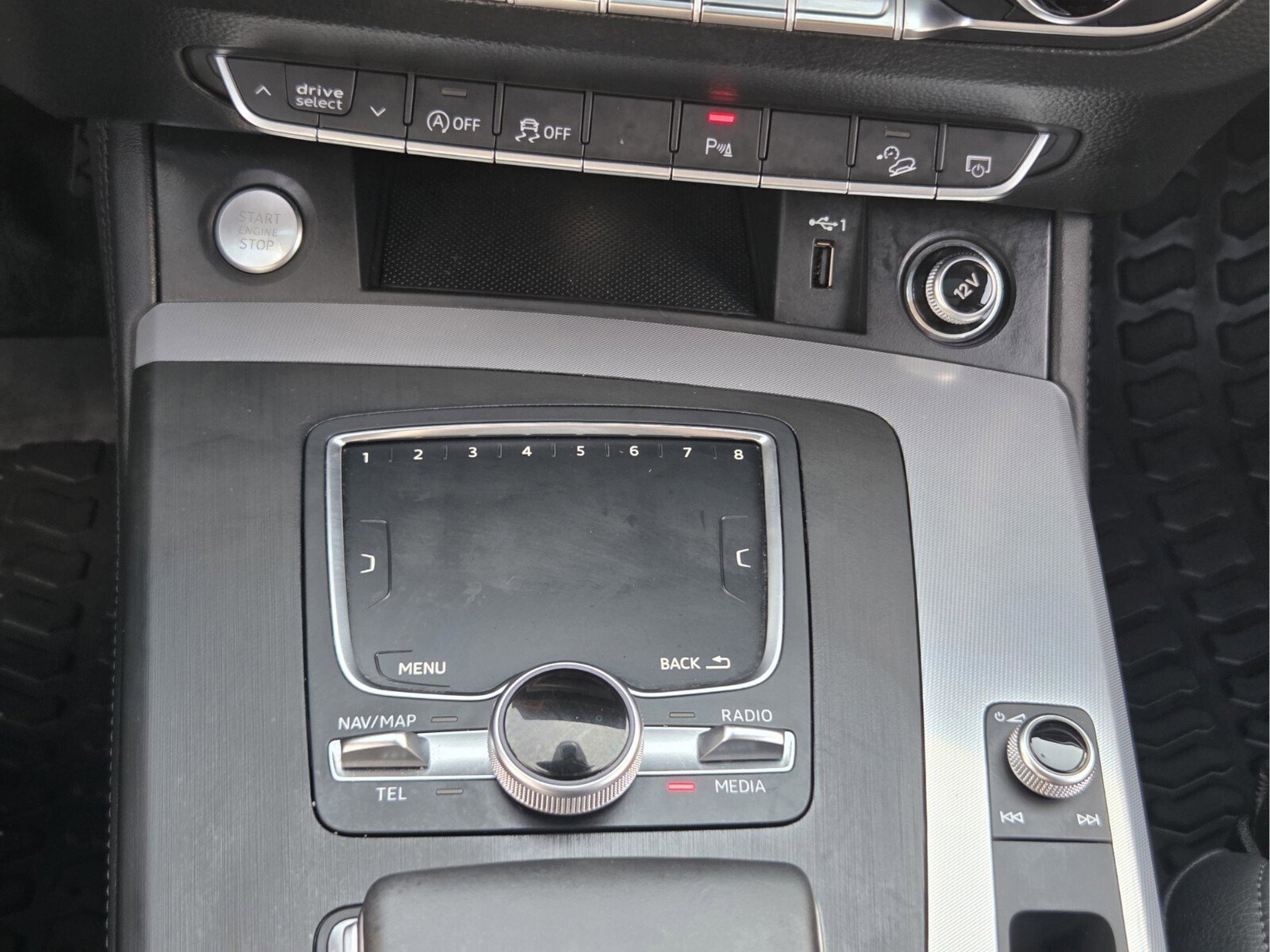 2020 Audi Q5 2.0T Titanium Premium Plus