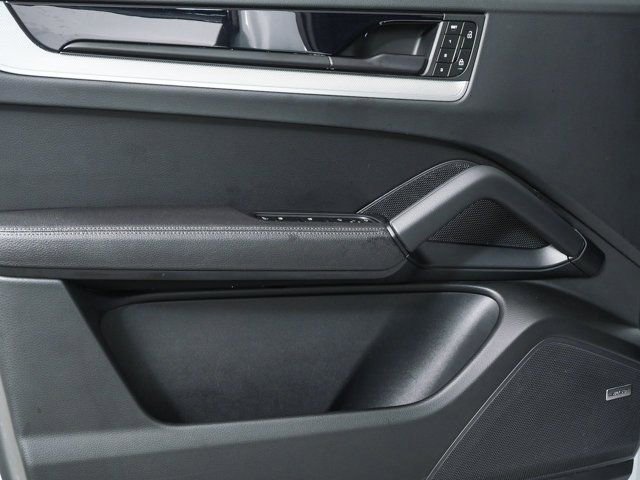 2024 Porsche Cayenne Coupe