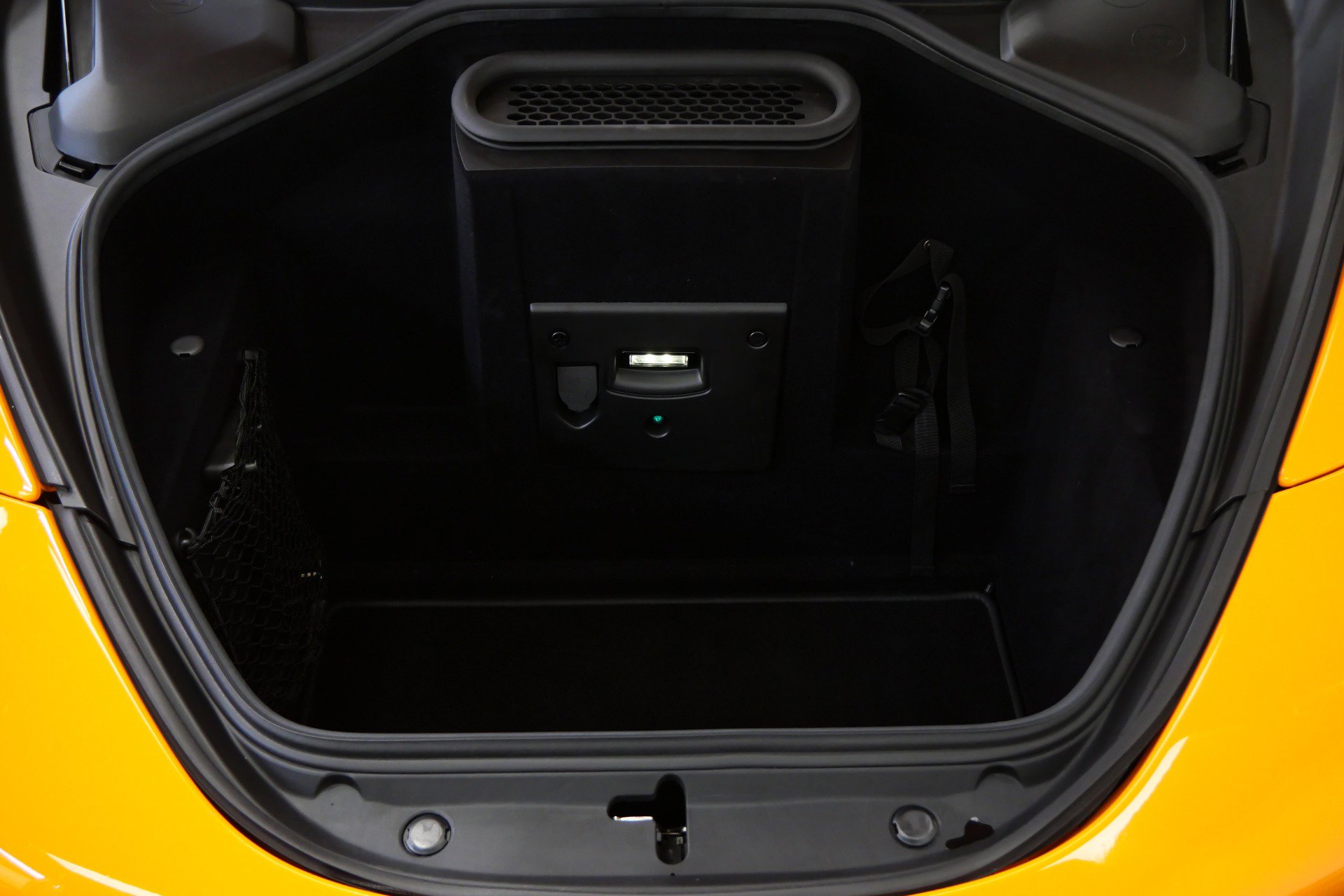 Used 2022 McLaren 720S Performance photo 19