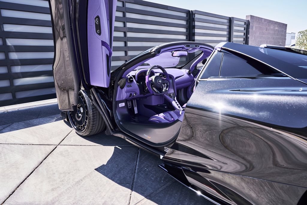 Used 2022 McLaren 765LT photo 33