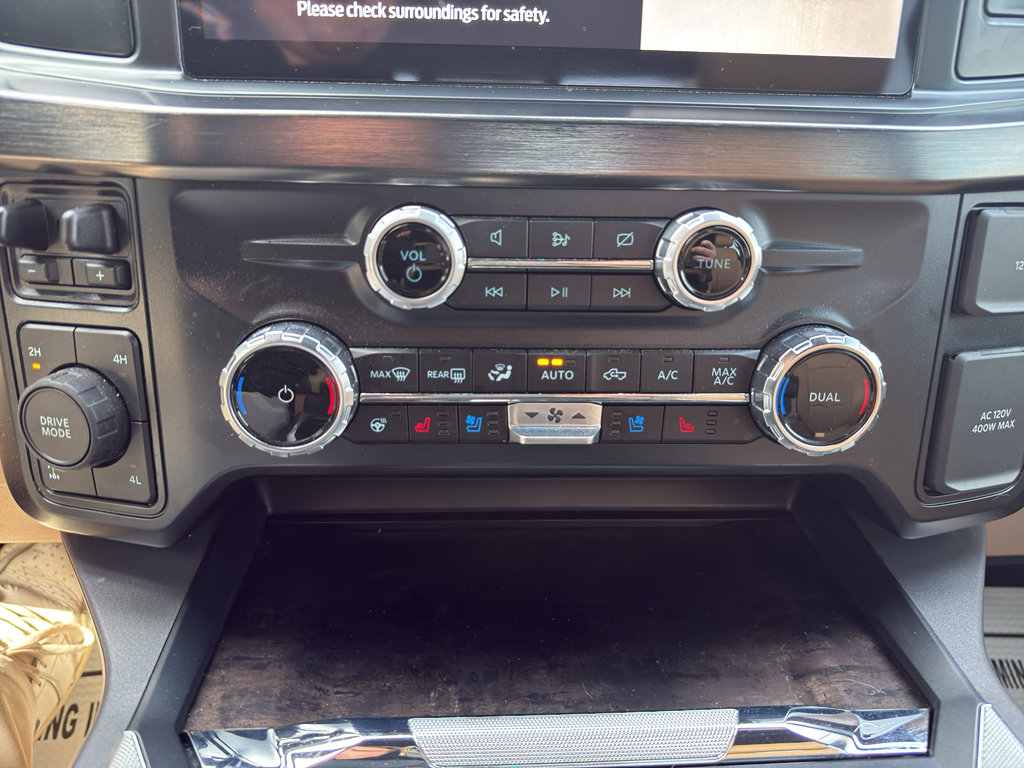 2024 Ford F350 Lariat