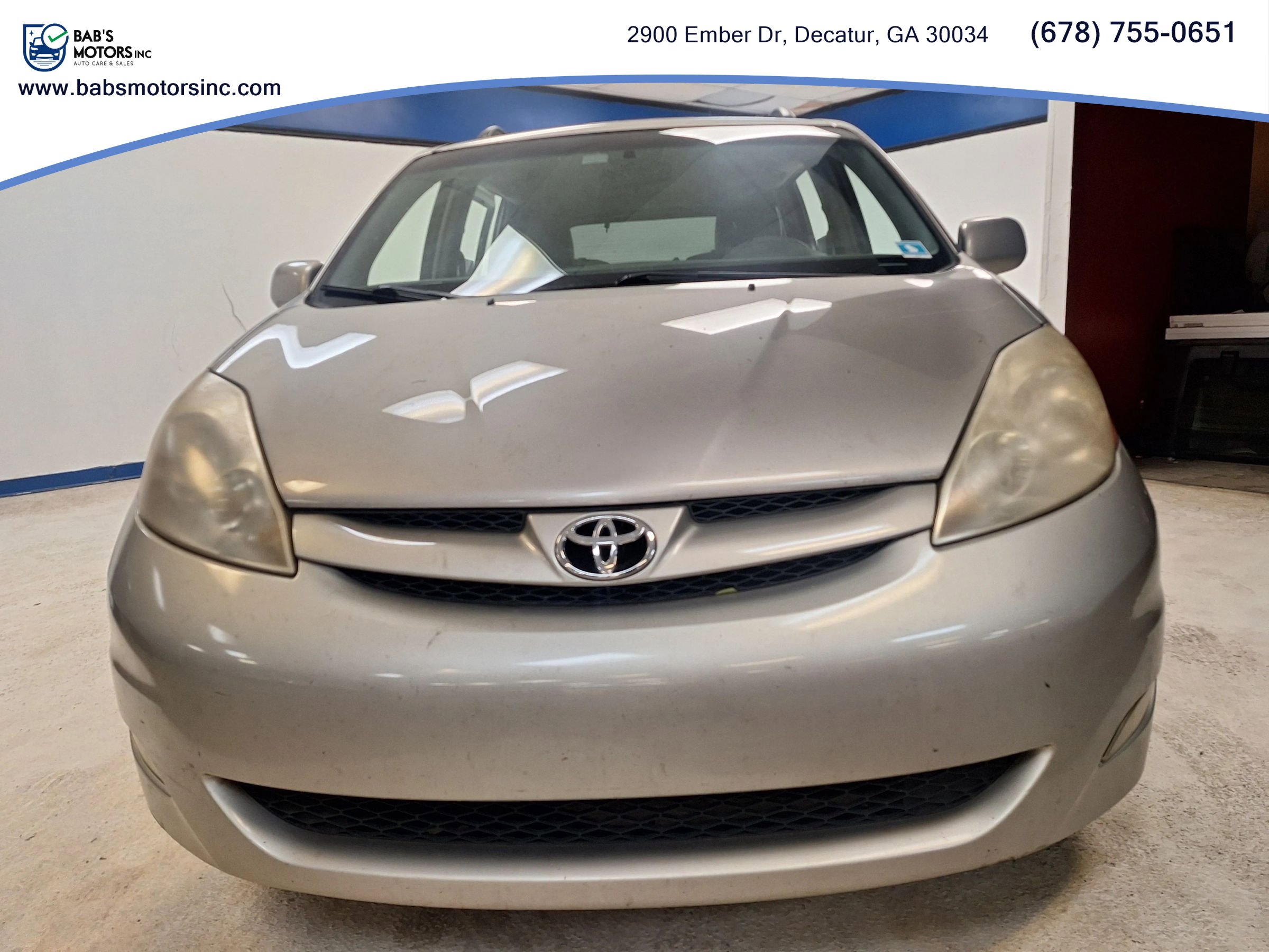 2009 Toyota Sienna XLE