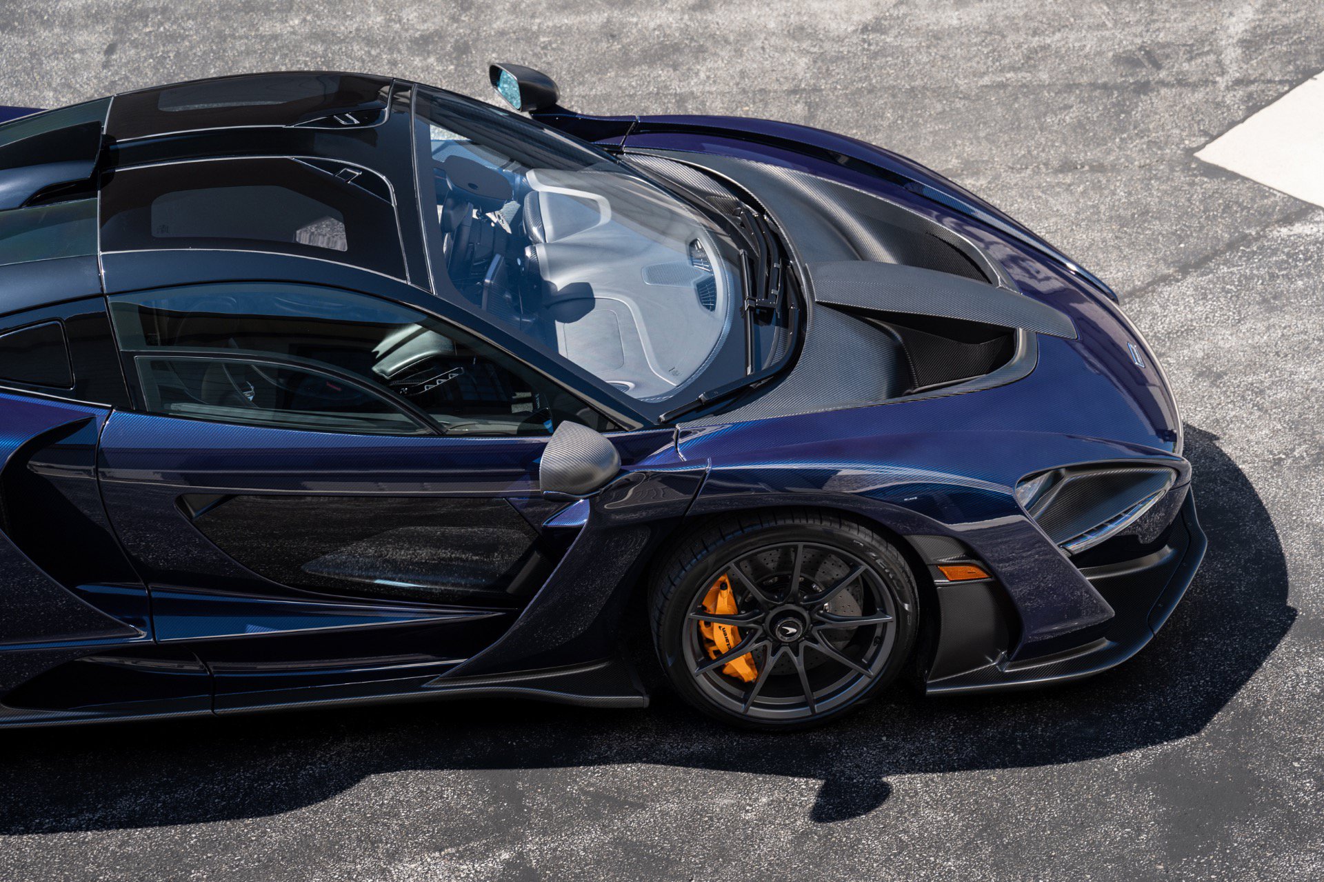 Used 2019 McLaren Senna photo 34