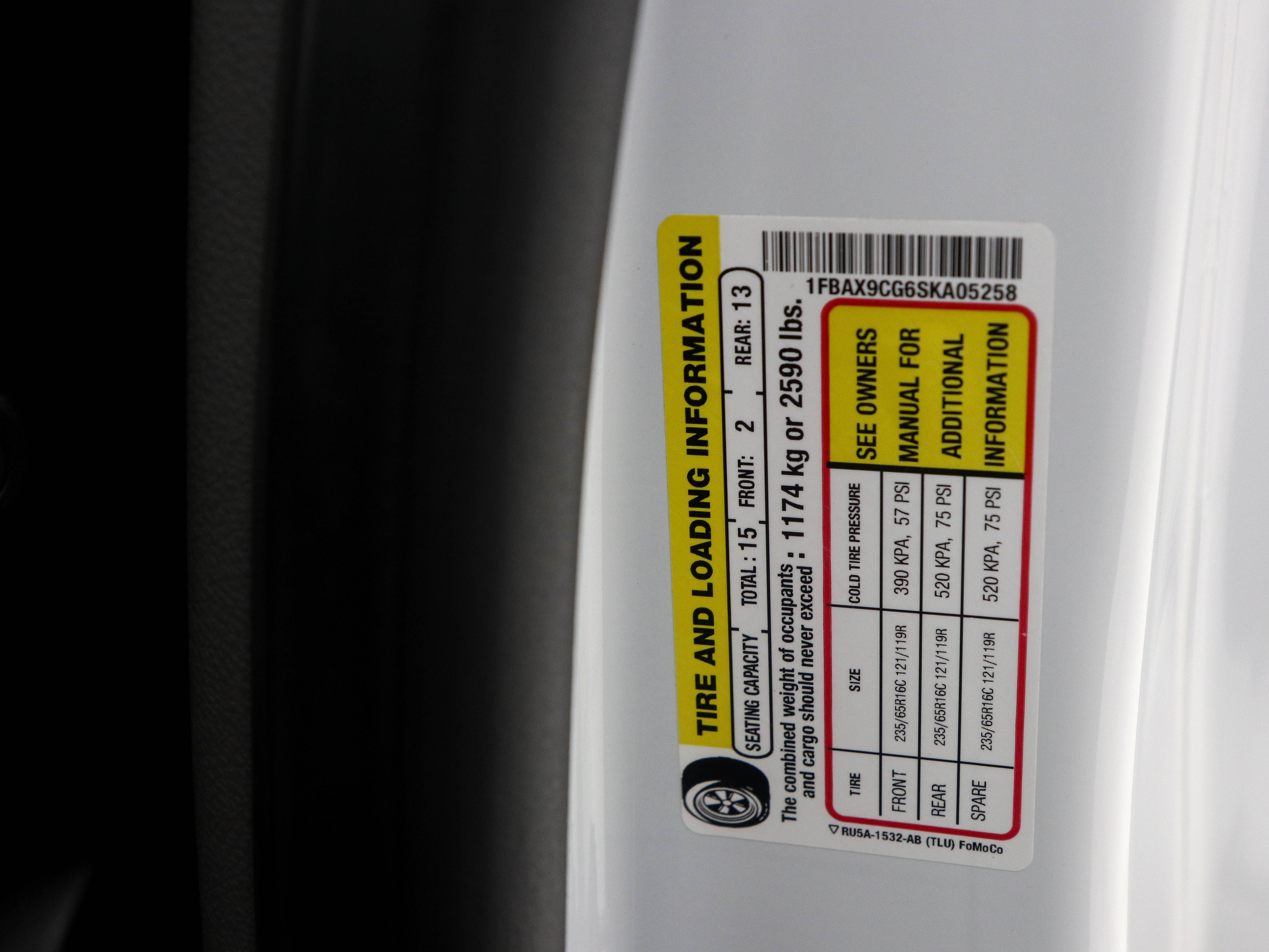 2025 Ford Transit Passenger Van XLT - Photo 36