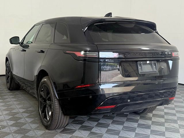 2026 Land Rover Range Rover Velar Dynamic SE