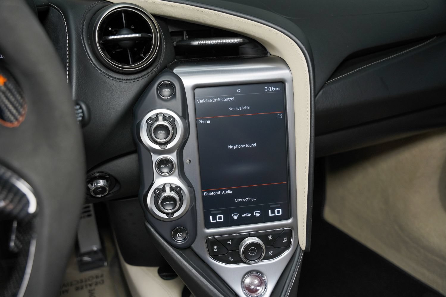 Used 2020 McLaren 720S Luxury photo 45