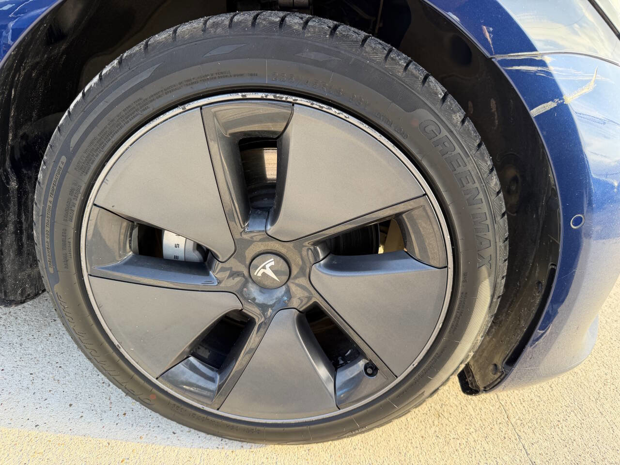 2021 Tesla Model 3 Standard Range Plus