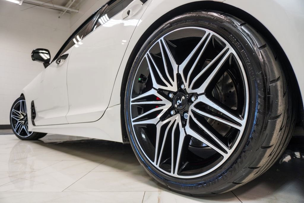 2023 Kia Stinger GT2