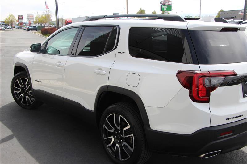 2021 GMC Acadia SLT