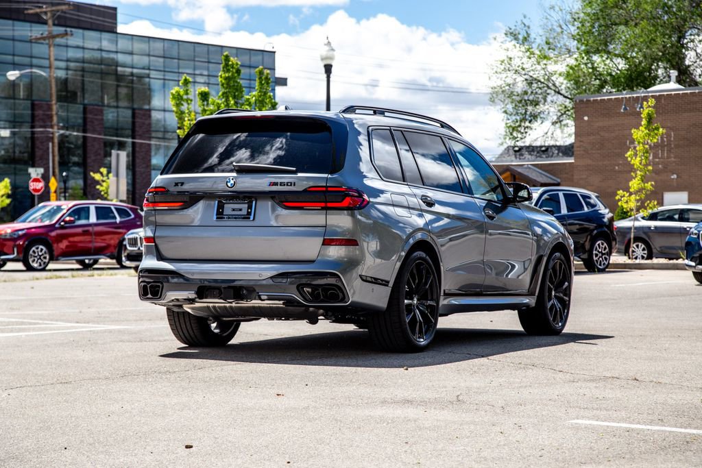 2026 BMW X7 M60i