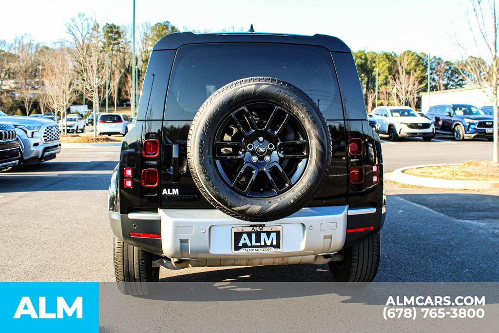 2025 Land Rover Defender 110 S