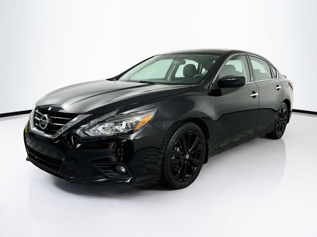 Used 2017 Nissan Altima 2.5 SR w/ Midnight Edition Package