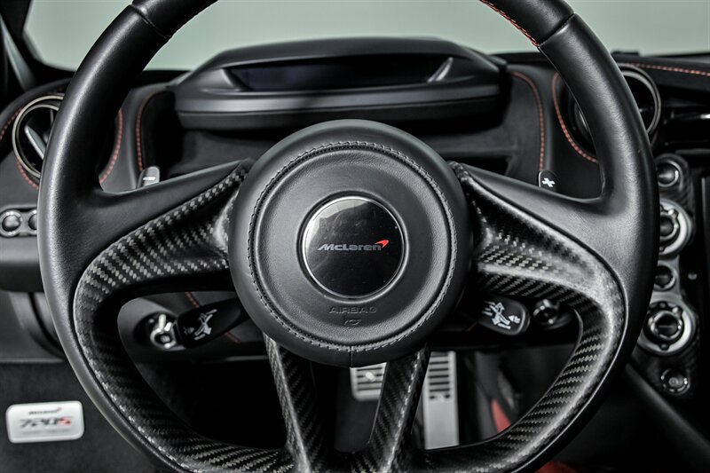 Used 2018 McLaren 720S photo 22