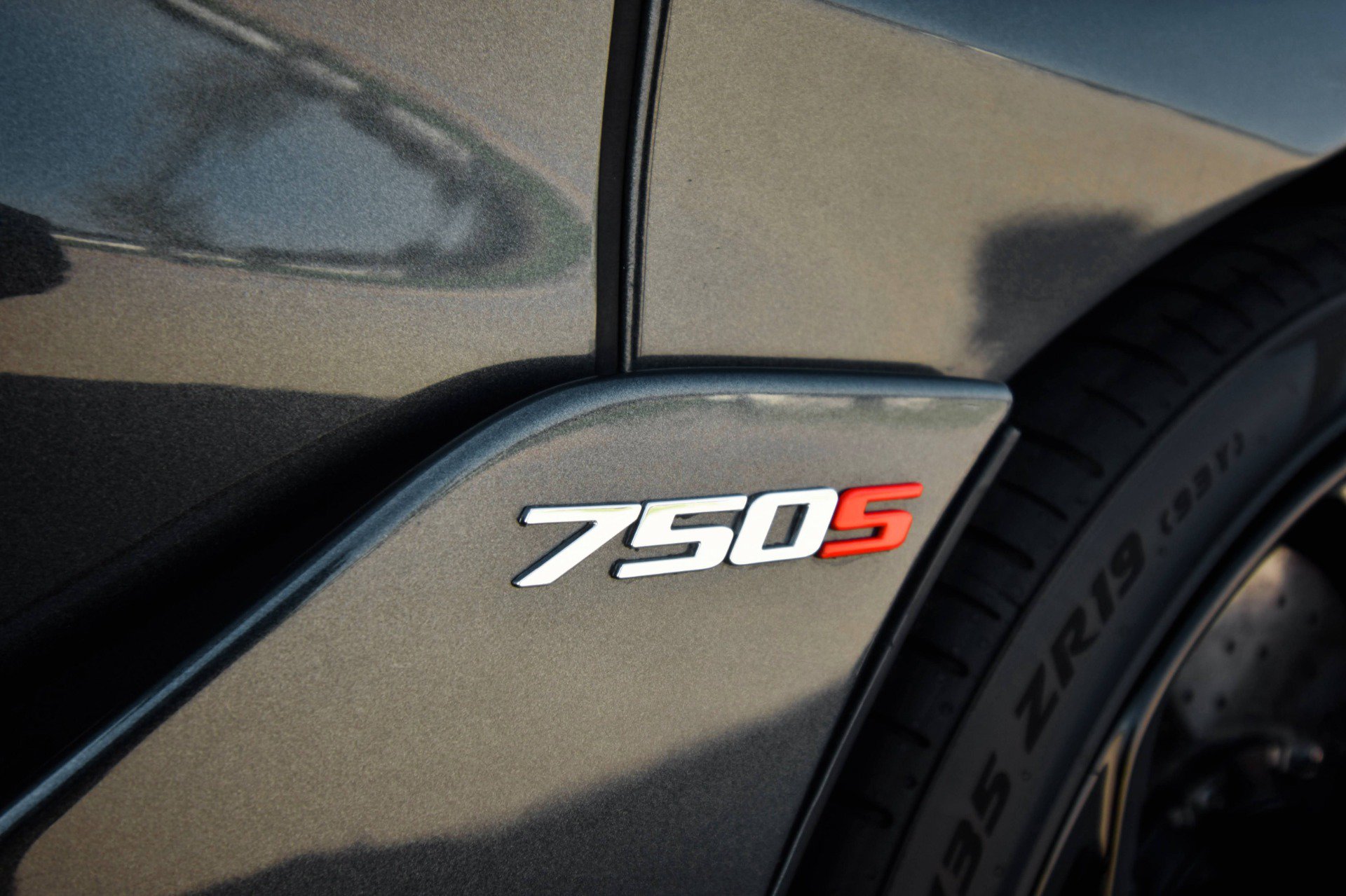 Used 2024 McLaren 750S Spider photo 16