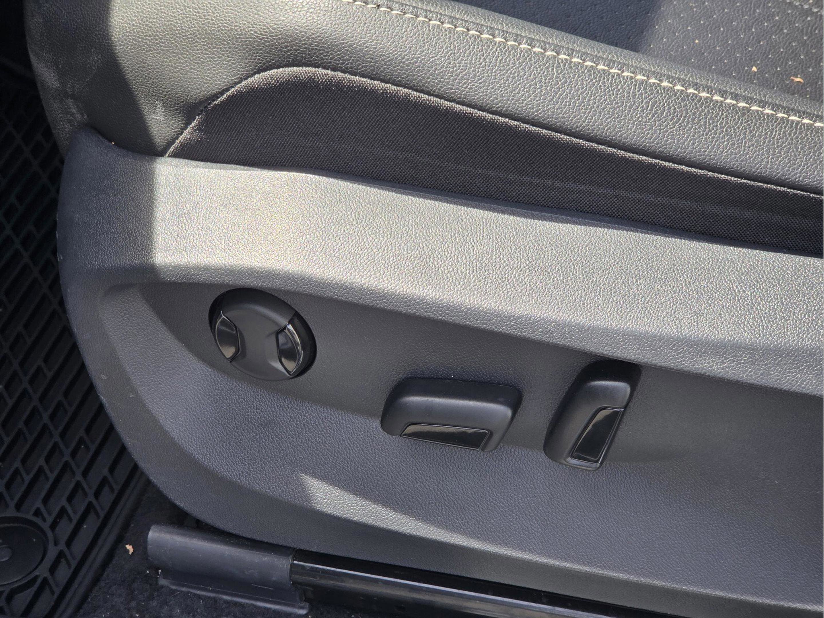 2024 Volkswagen Tiguan SE R-Line