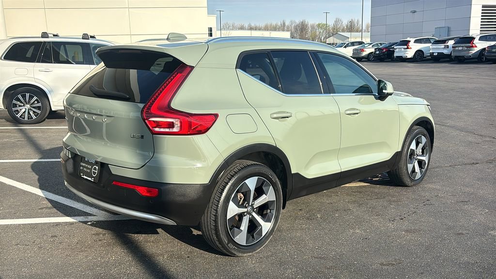 2024 Volvo Xc40 B5 Core
