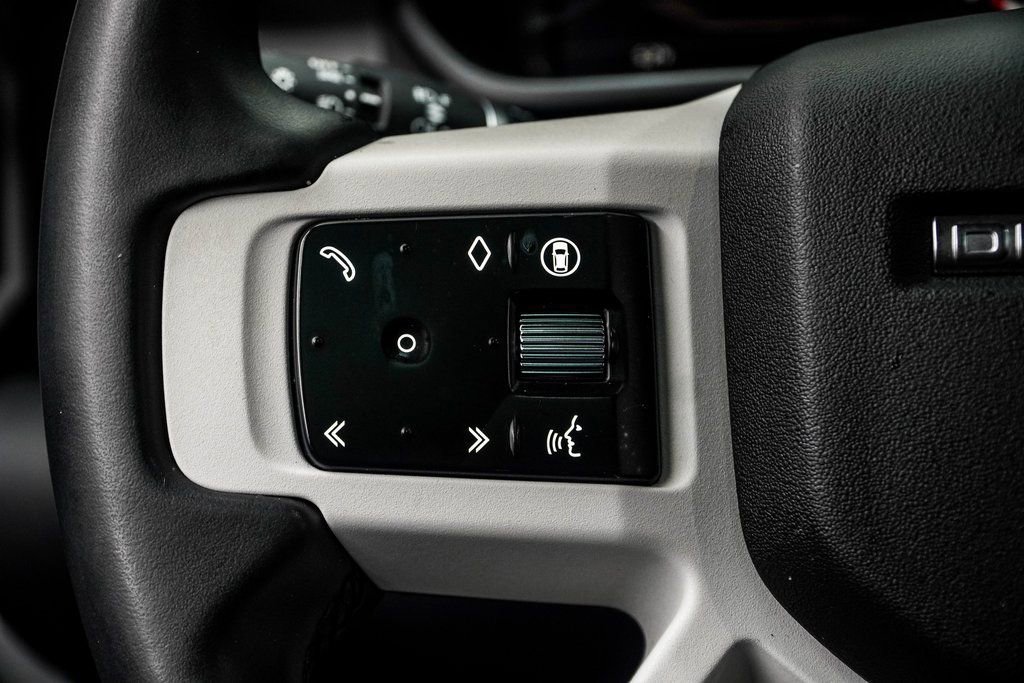 2025 Land Rover Defender 110 S