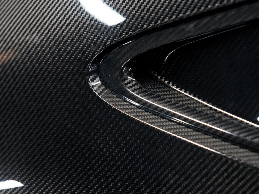 Used 2012 McLaren P1 photo 19