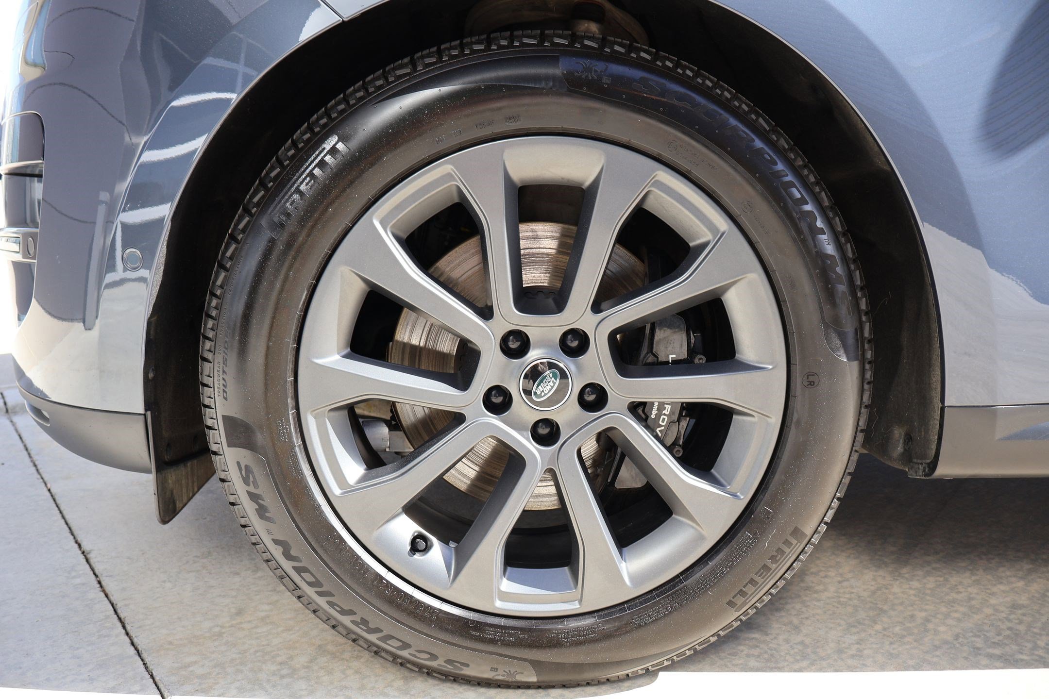 2023 Land Rover Range Rover Sport SE