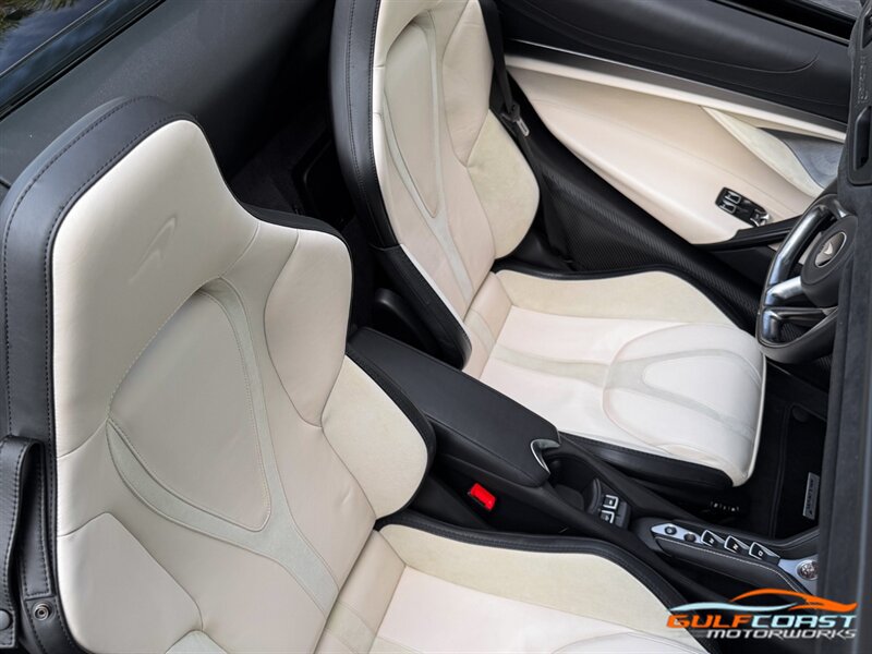 Used 2024 McLaren 750S Spider photo 31