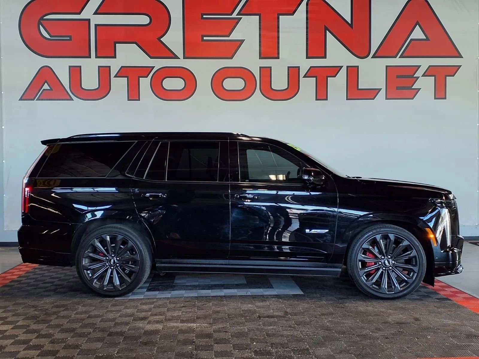 Used 2025 Cadillac Escalade V