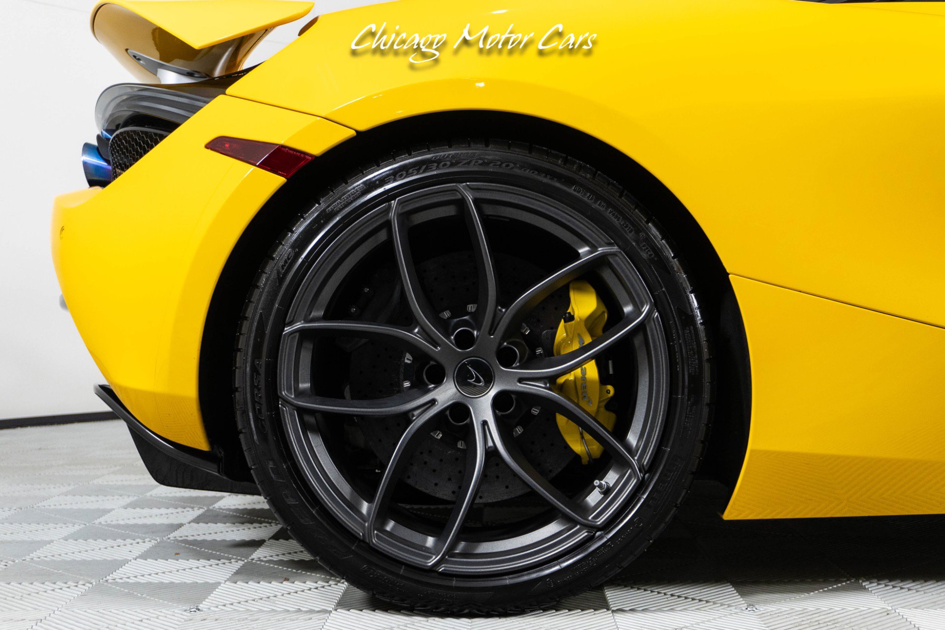 Used 2019 McLaren 720S photo 43