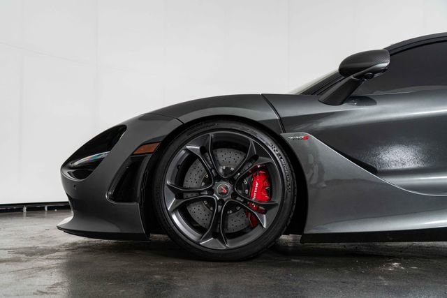Used 2018 McLaren 720S Performance photo 15
