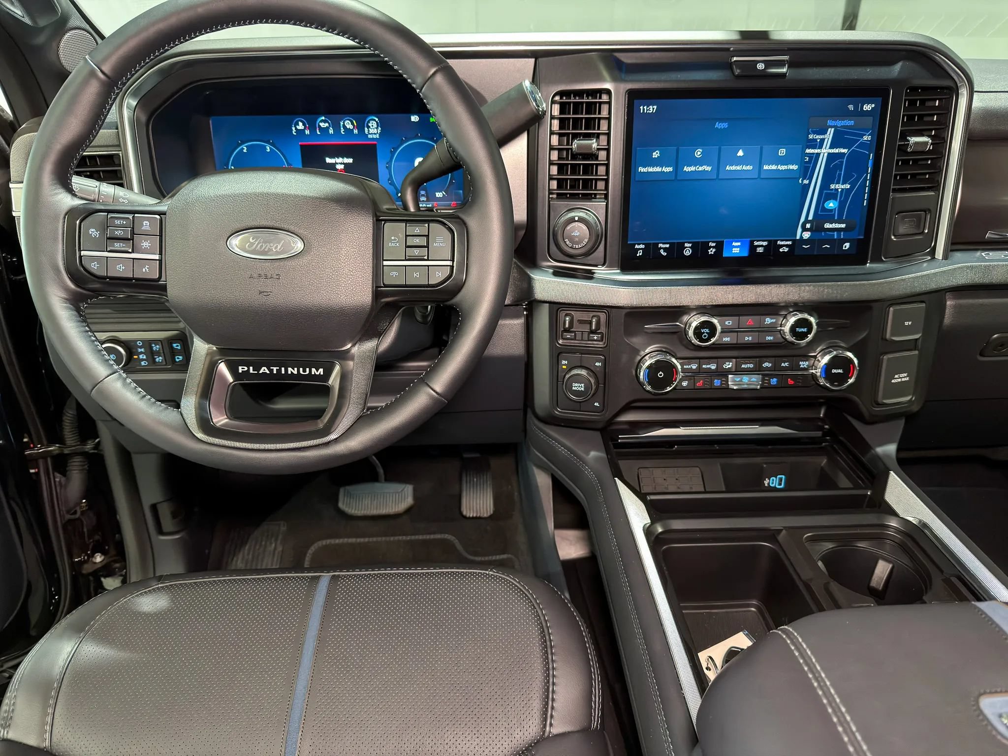 2026 Ford F-450 Super Duty Platinum - Photo 15