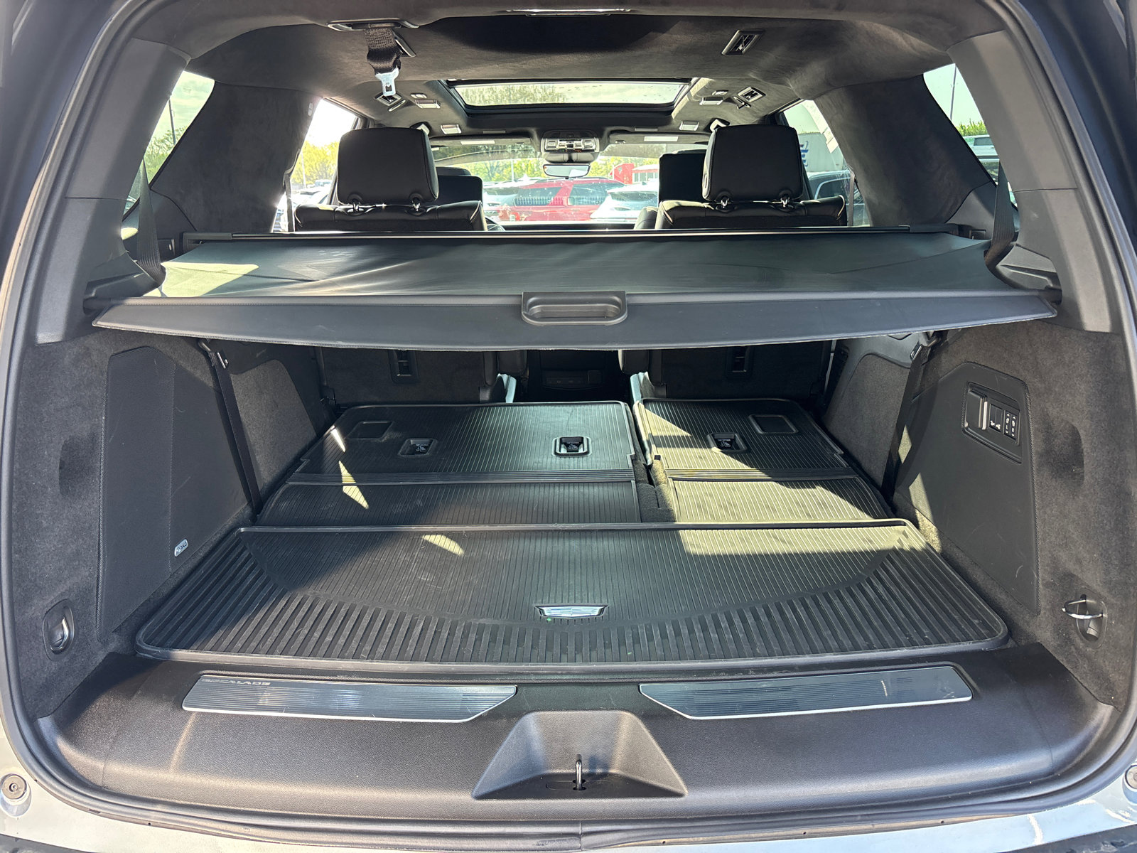 2025 Cadillac Escalade Sport Platinum