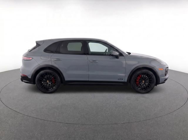 2025 Porsche Cayenne GTS