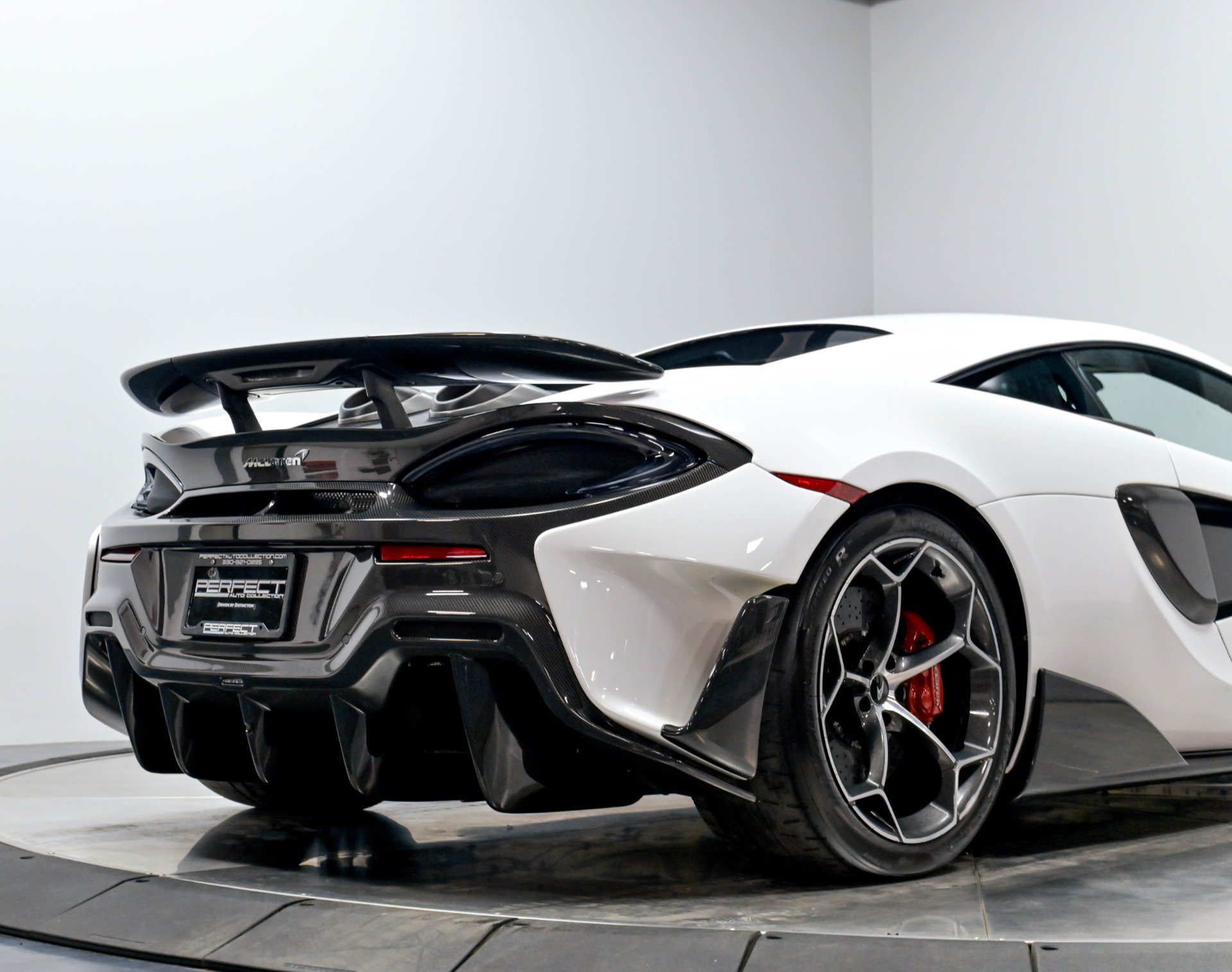 Used 2019 McLaren 600LT photo 16
